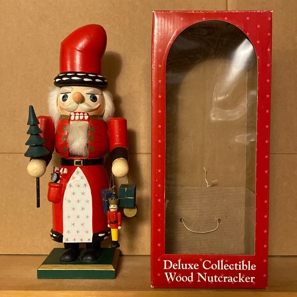 1980’s Vintage Santa Wooden Nutcracker in Box - Picture 1 of 5